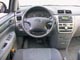 Toyota Avensis Verso 2.0 GS. Рычаг управления АКПП по-американски расположен на рулевой колонке.