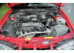 Под капотом Prelude чаще можно найти 2,0-литровые моторы. Реже встречаются 2,3-литровые, а вот подыскать 2,2-литровые очень сложно. 